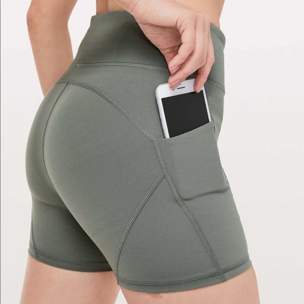 🧘‍♀️ LULULEMON bike shorts 🚲